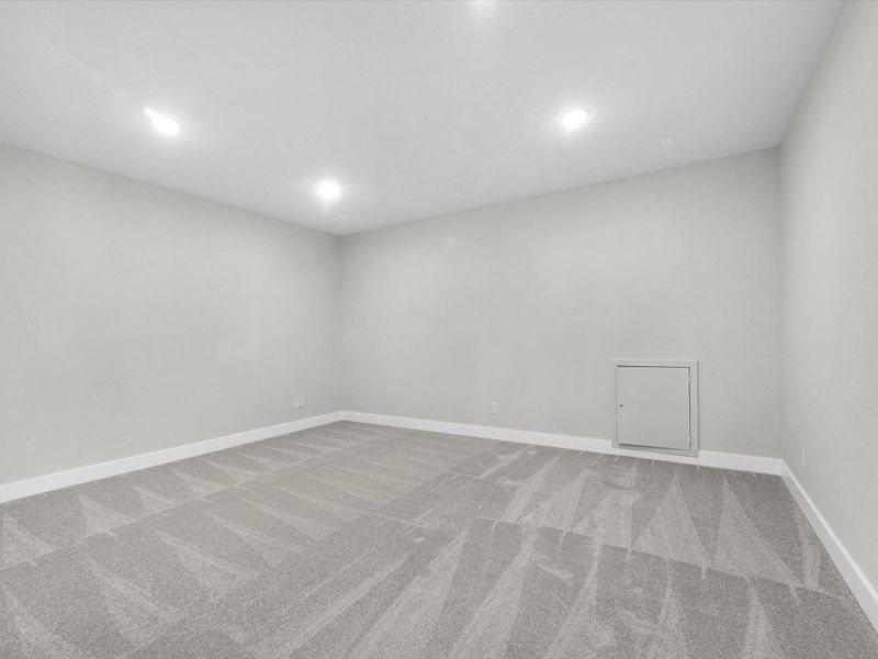 Spacious, unfurnished interior of a new home in Pecan Ridge, Fulshear (Image 18).