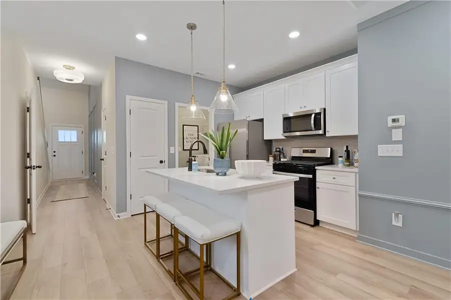 Furnished interior view inside a new home in Abbotts Crossing, Conyers (Image 16).