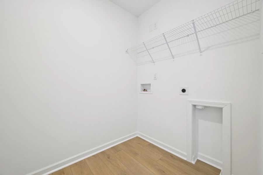 Representative images and renderings are for illustrative purposes. Actual structural options and design finishes of home may vary. Representative images and renderings are for illustrative purposes. Actual structural options and design finishes of home may vary.