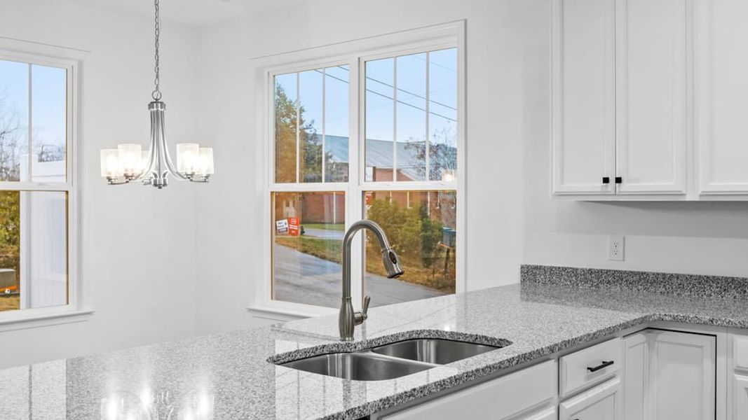 Representative interior finishes for a home built from the End Unit by D.R. Horton in Pearson Road Townhomes, Easley (Image 10).