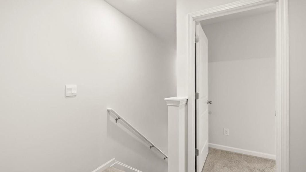 Spacious, unfurnished interior of a new home in Roseleigh Park, Douglasville (Image 13).