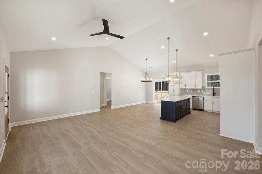 Spacious, unfurnished interior of a new home in , Lincolnton (Image 19).