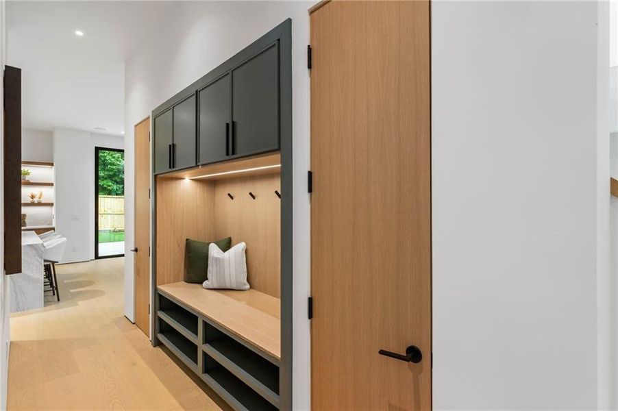 Furnished interior view inside a new home in , Atlanta (Image 38). Furnished interior view inside a new home in , Atlanta (Image 38).