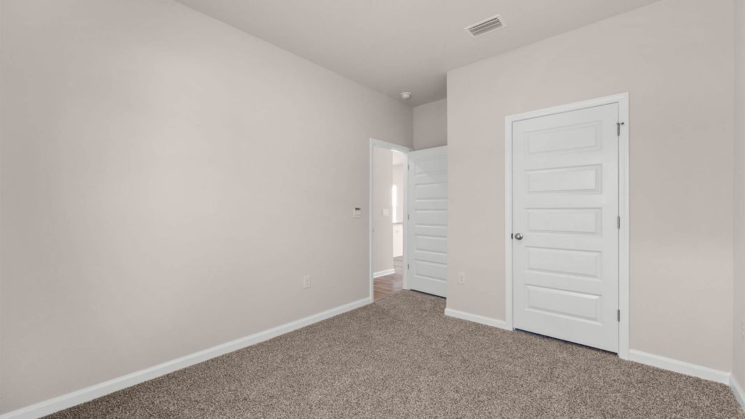 Spacious, unfurnished interior of a new home in Liberty, Panama City (Image 18).