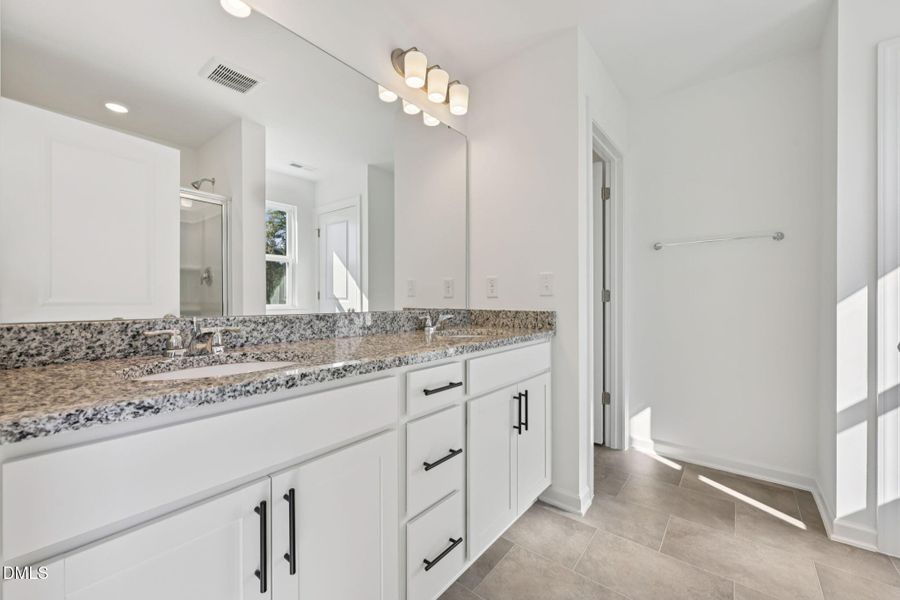 74-web-or-mls-513 Soar Ln - 025