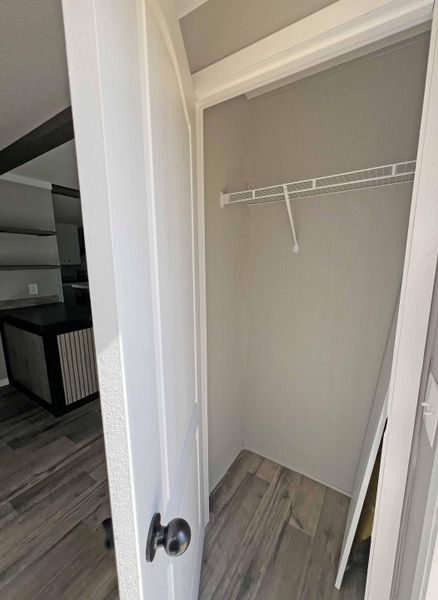 Spacious, unfurnished interior of a new home in , Manning (Image 33).