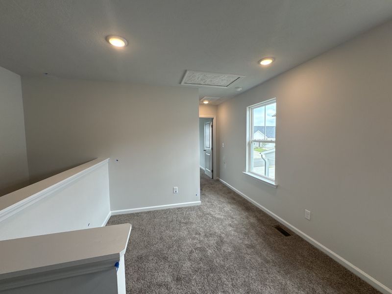 Spacious, unfurnished interior of a new home in Windsor, North Augusta (Image 20).