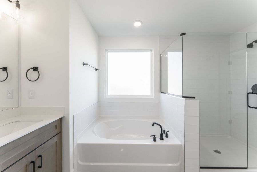 Owner's Bathroom Owner's Bathroom