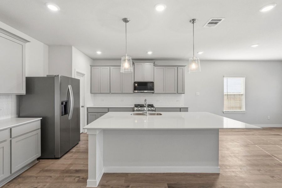 Furnished interior view inside a new home in Sanford Farms, Waller (Image 6).