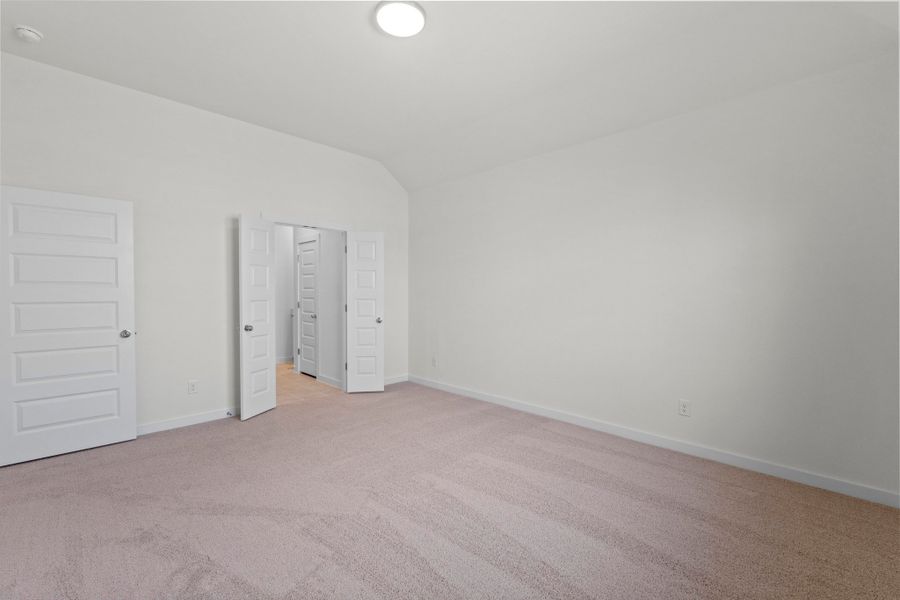 Spacious, unfurnished interior of a new home in Prairie Winds, Hutto (Image 28).