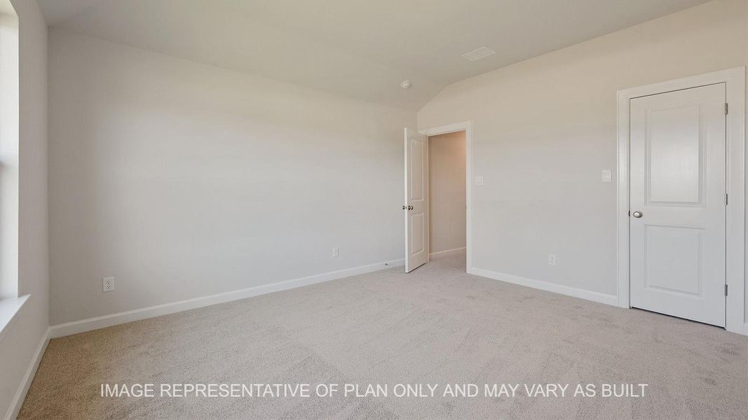Spacious, unfurnished interior of a new home in Wellborn Settlement, College Station (Image 14).