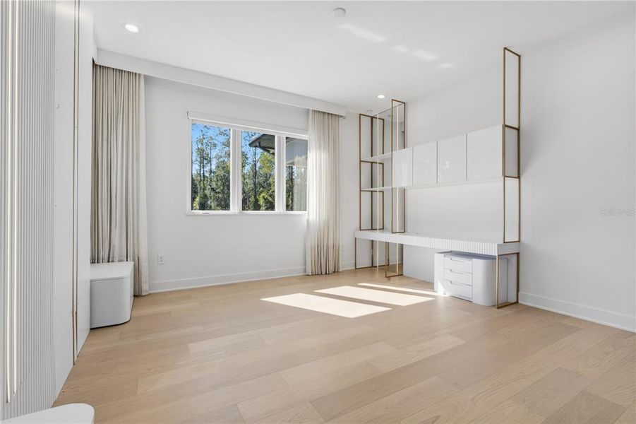 Spacious, unfurnished interior of a new home in , Montverde (Image 66).