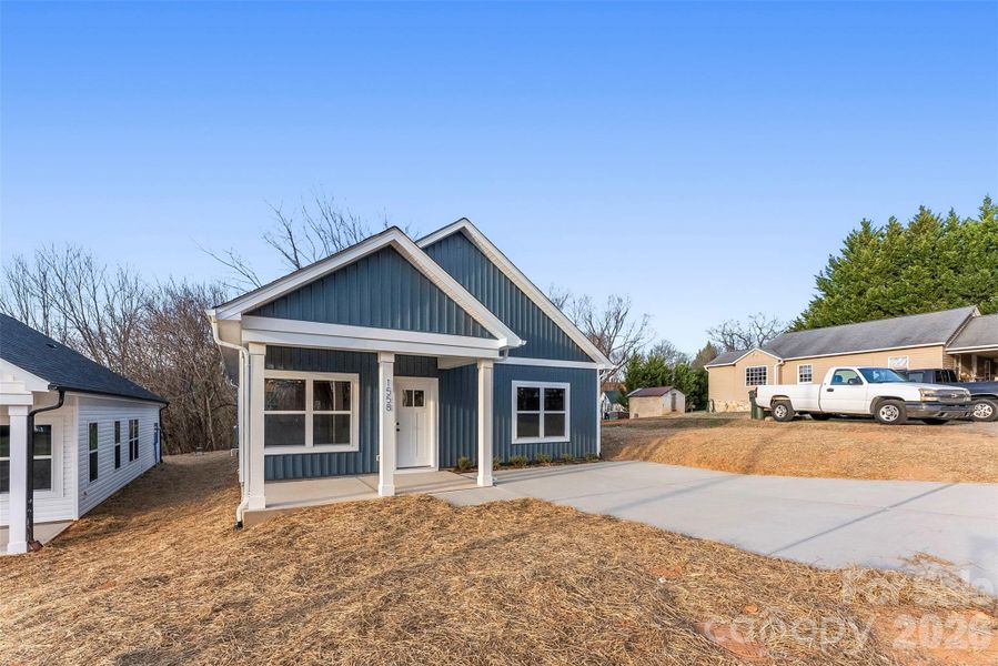 Image 36 of a home in .