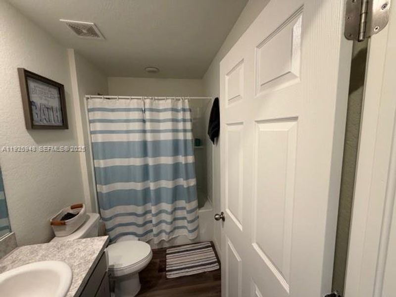 Furnished interior view inside a new home in , Cape Coral (Image 24).