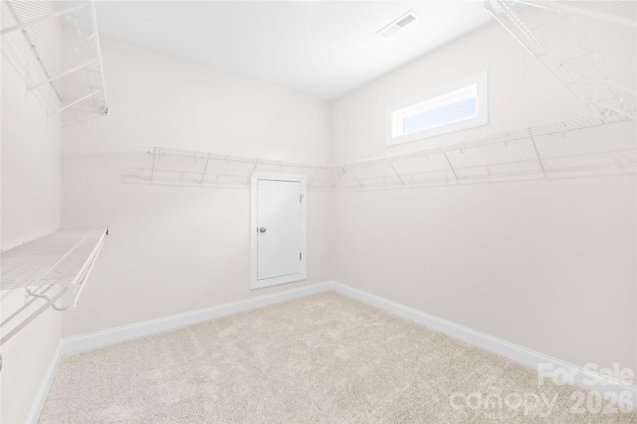 Spacious, unfurnished interior of a new home in Coventry Glen, Huntersville (Image 45).