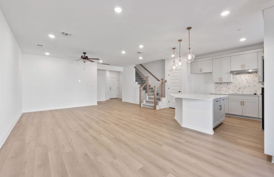 Spacious, unfurnished interior of a new home in Whitestone Preserve, Cedar Park (Image 30).