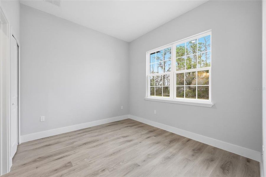 Spacious, unfurnished interior of a new home in , Ocala (Image 17).