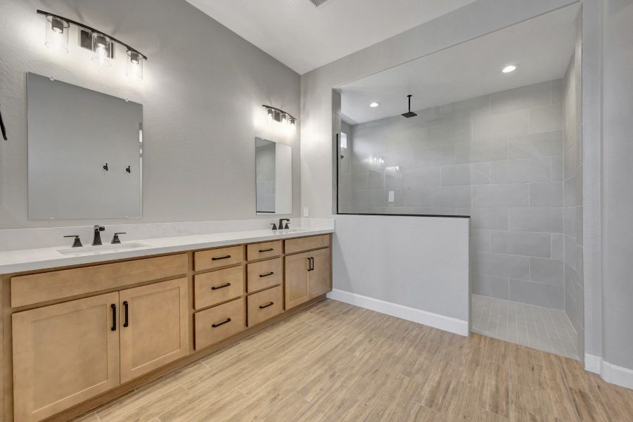 Owner's Bath Owner's Bath