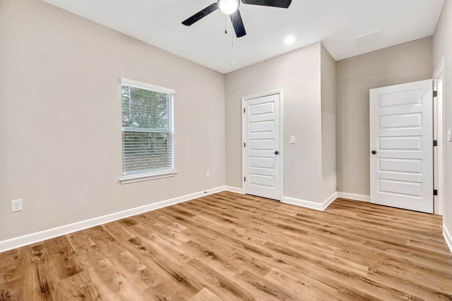 Spacious, unfurnished interior of a new home in Barton's Bend, Crestview (Image 26). Spacious, unfurnished interior of a new home in Barton's Bend, Crestview (Image 26).