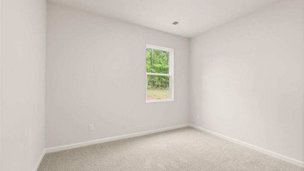 Spacious, unfurnished interior of a new home in Fairhaven, Lithia Springs (Image 31).