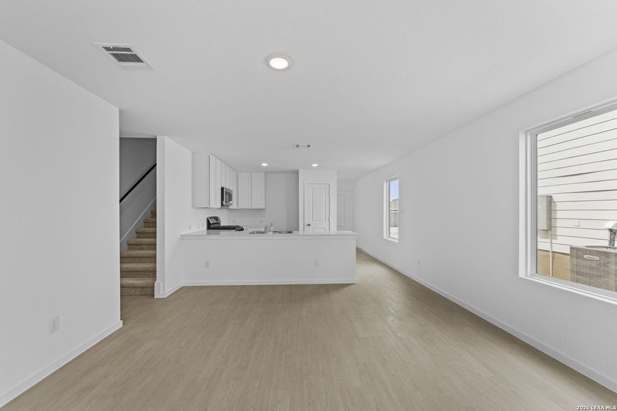 Spacious, unfurnished interior of a new home in Waterwheel, San Antonio (Image 28).