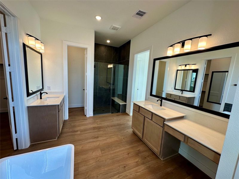 Furnished interior view inside a new home in Briarley, Montgomery (Image 12).