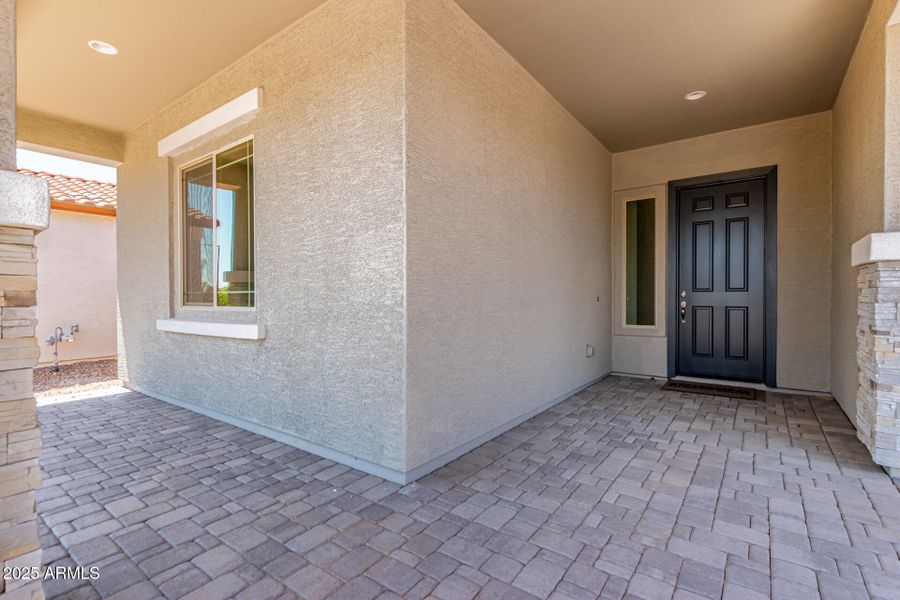 04 - Saddle 04 - Saddle