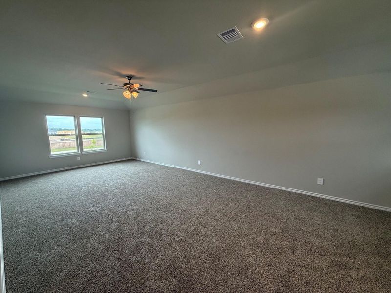 Spacious, unfurnished interior of a new home in Southern Pointe, College Station (Image 8). Spacious, unfurnished interior of a new home in Southern Pointe, College Station (Image 8).