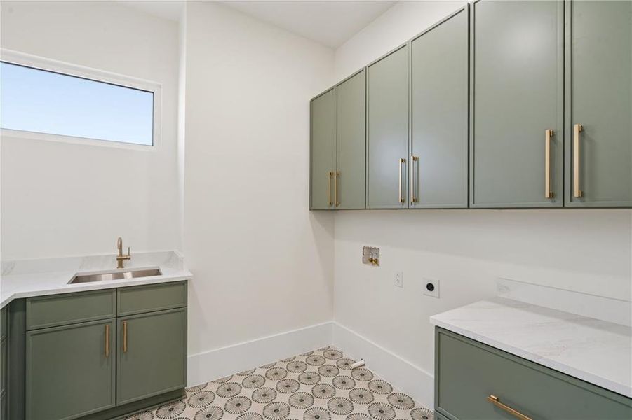 Furnished interior view inside a new home in , Auburn (Image 43).