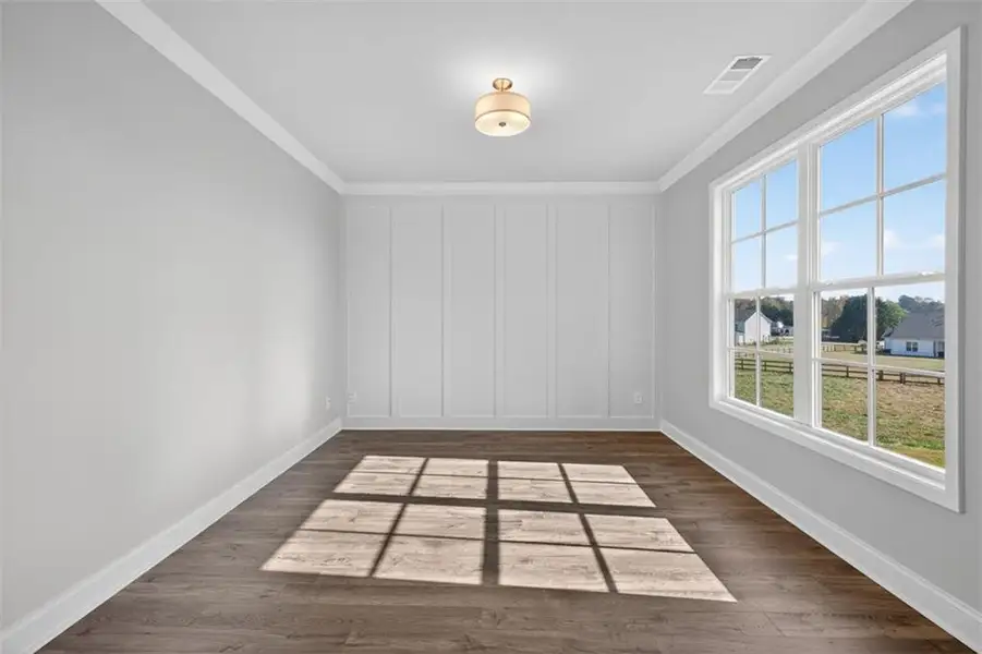 Spacious, unfurnished interior of a new home in , Gainesville (Image 22).