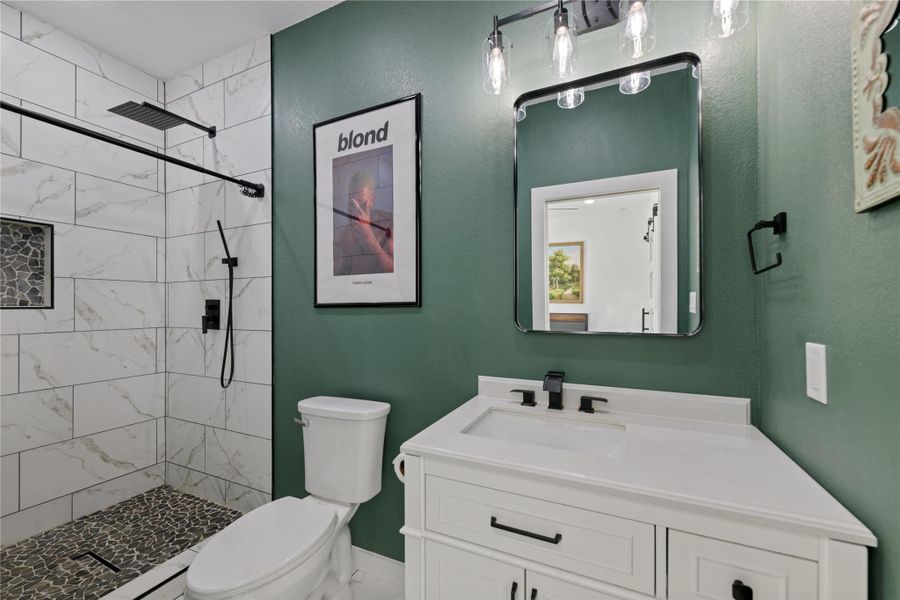 Furnished interior view inside a new home in , Dripping Springs (Image 19).
