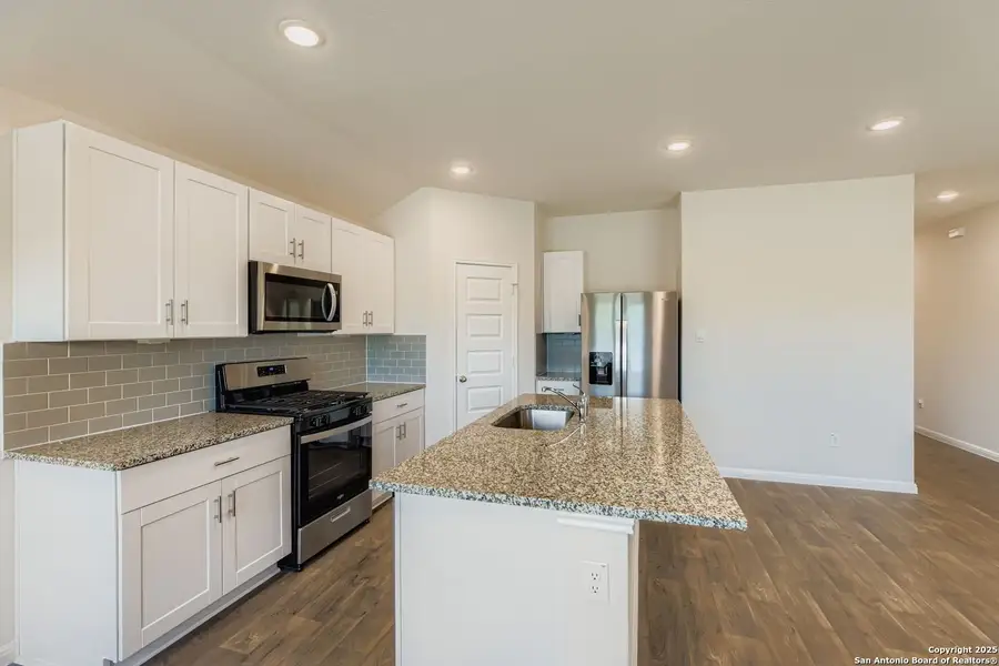 Furnished interior view inside a new home in , New Braunfels (Image 5). Furnished interior view inside a new home in , New Braunfels (Image 5).