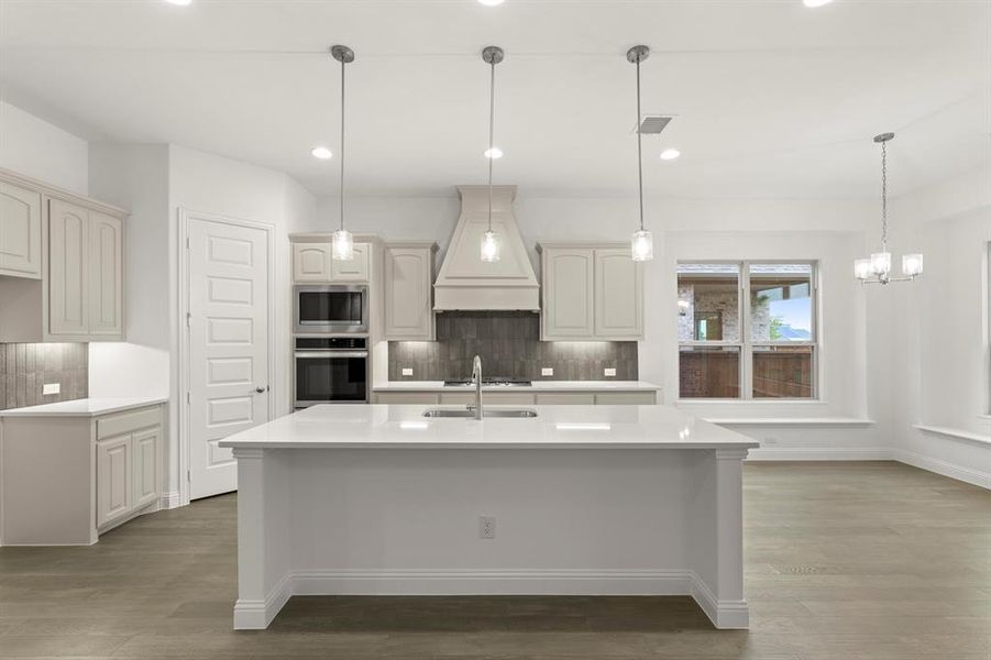 09. 632 Brazos - Kitchen 09. 632 Brazos - Kitchen