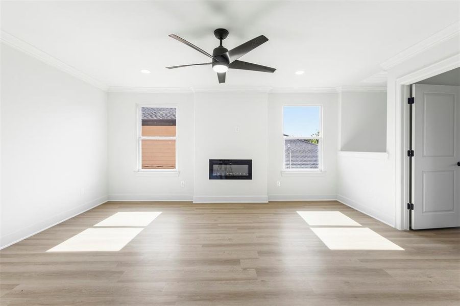 Spacious, unfurnished interior of a new home in , Fort Worth (Image 12).
