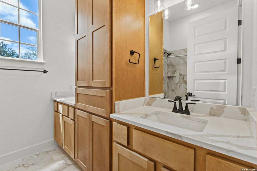 Furnished interior view inside a new home in , La Vernia (Image 9). Furnished interior view inside a new home in , La Vernia (Image 9).