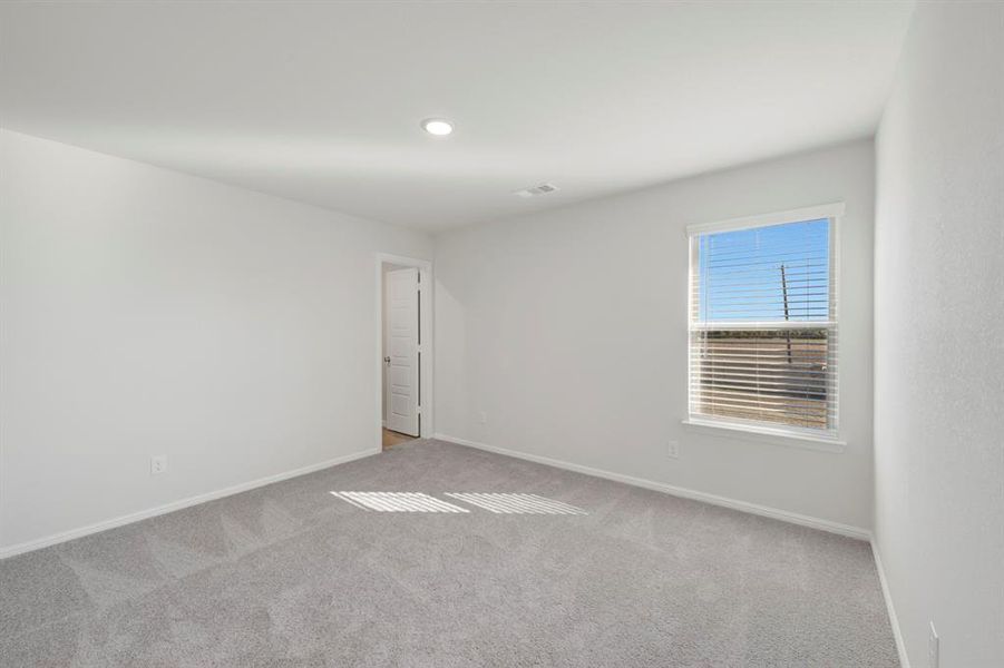 Spacious, unfurnished interior of a new home in Elevon, Lavon (Image 32).