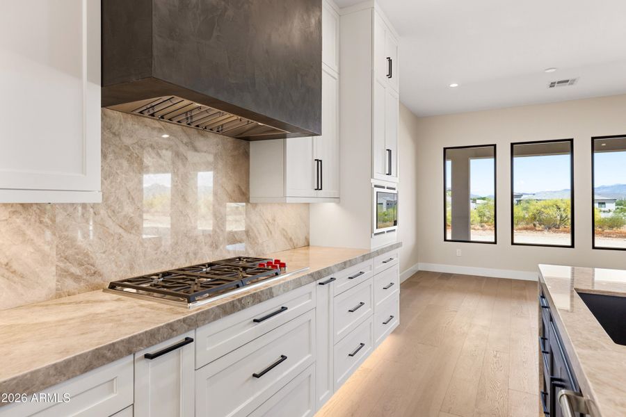 Kitchen Wolf Cooktop