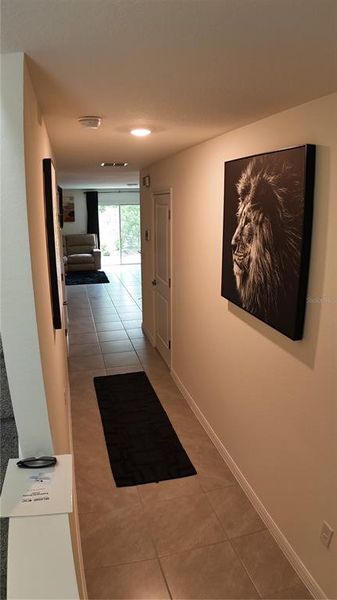 Spacious, unfurnished interior of a new home in , Ocala (Image 20).