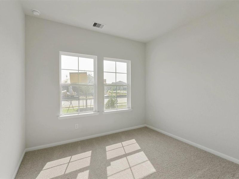Spacious, unfurnished interior of a new home in River Ranch Meadows, Dayton (Image 24).