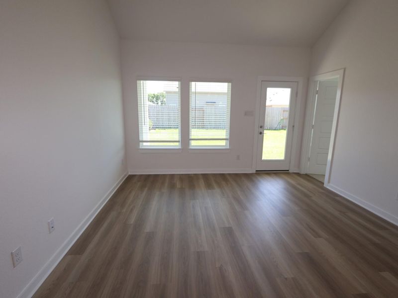 Spacious, unfurnished interior of a new home in Miller's Pond, Rosenberg (Image 20). Spacious, unfurnished interior of a new home in Miller's Pond, Rosenberg (Image 20).