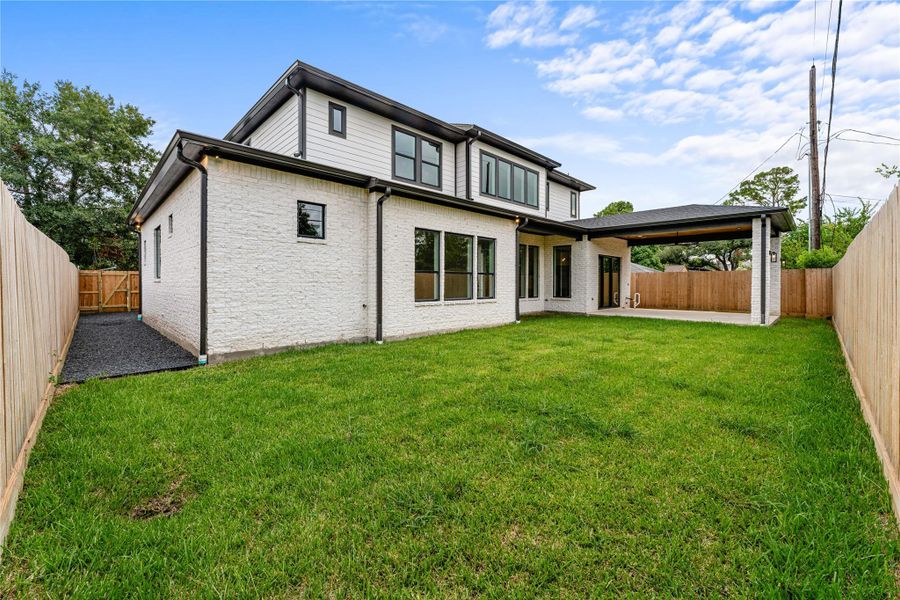 Front exterior of a new home in , Houston, TX, highlighting curb appeal (Image 23). Front exterior of a new home in , Houston, TX, highlighting curb appeal (Image 23).