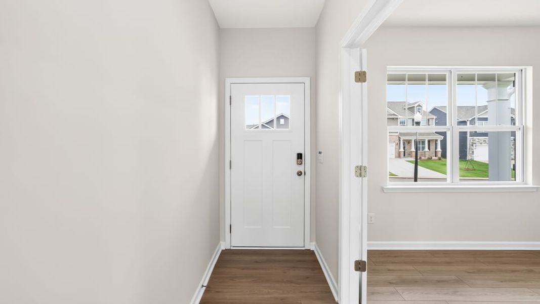 Spacious, unfurnished interior of a new home in Durbin Meadows Traditions, Fountain Inn (Image 18).