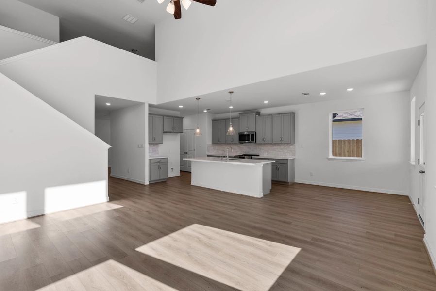 Sample product photo. Actual exterior and interior selections may vary by homesite. Photo may be virtually staged.