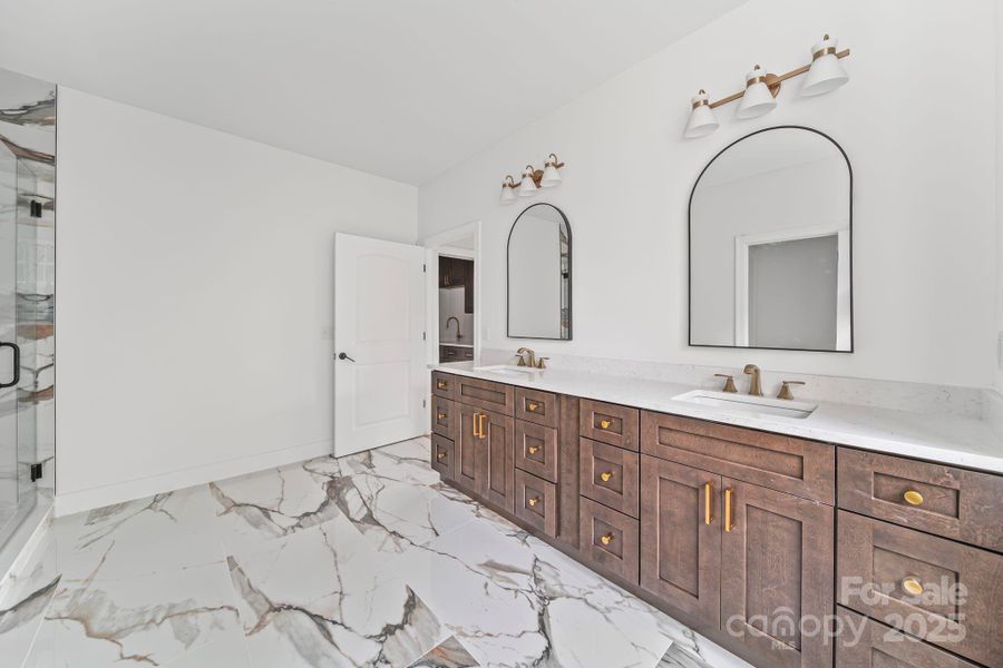 Furnished interior view inside a new home in , Kannapolis (Image 7).