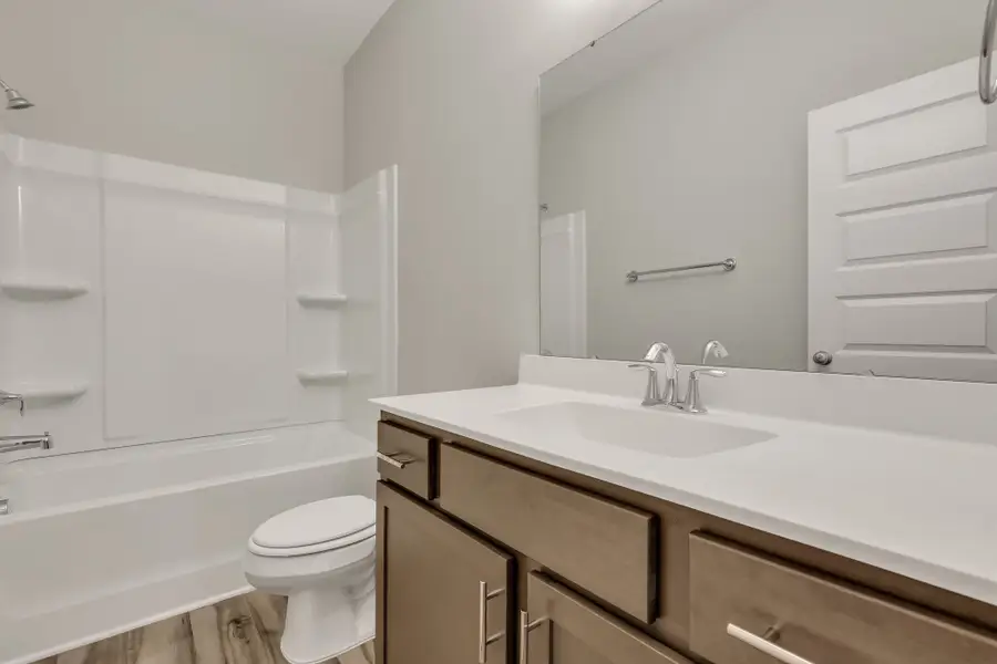 Hampton – Hall Bathroom Hampton – Hall Bathroom