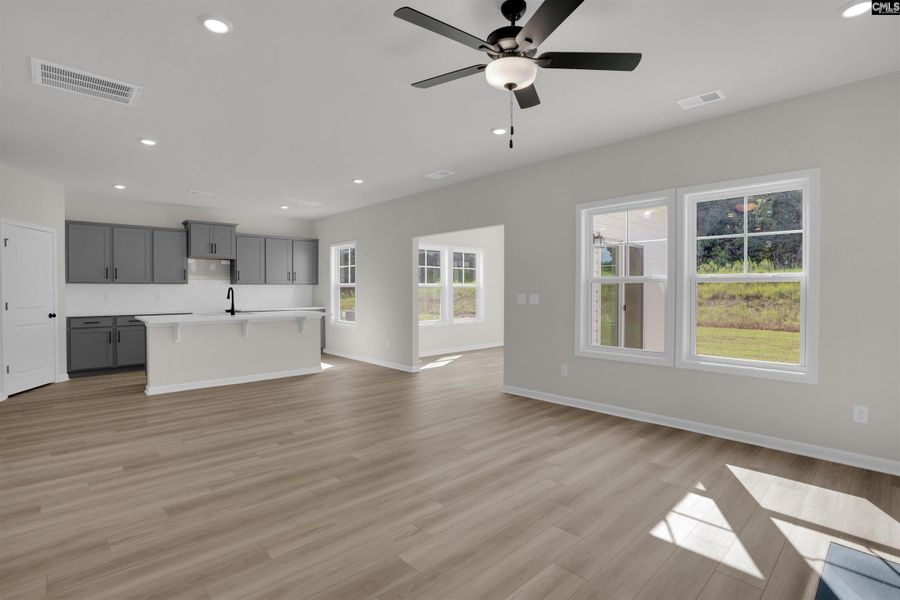 Image 40 of a home in Rolling Hills.