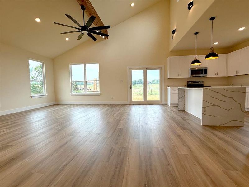 Spacious, unfurnished interior of a new home in , Granbury (Image 10). Spacious, unfurnished interior of a new home in , Granbury (Image 10).