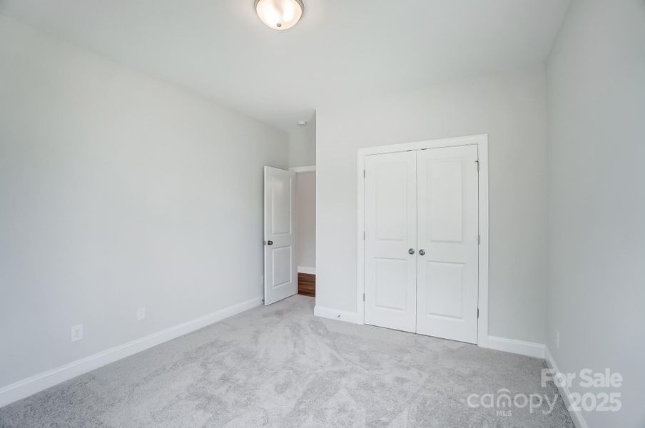 Spacious, unfurnished interior of a new home in The Meadows at Laurelbrook, Sherrills Ford (Image 14).