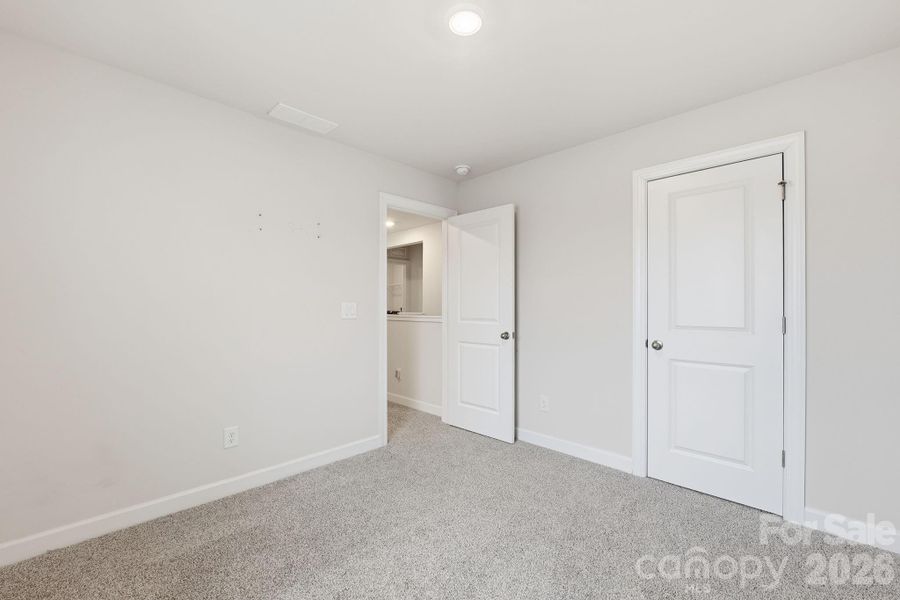 Spacious, unfurnished interior of a new home in , Shelby (Image 30).