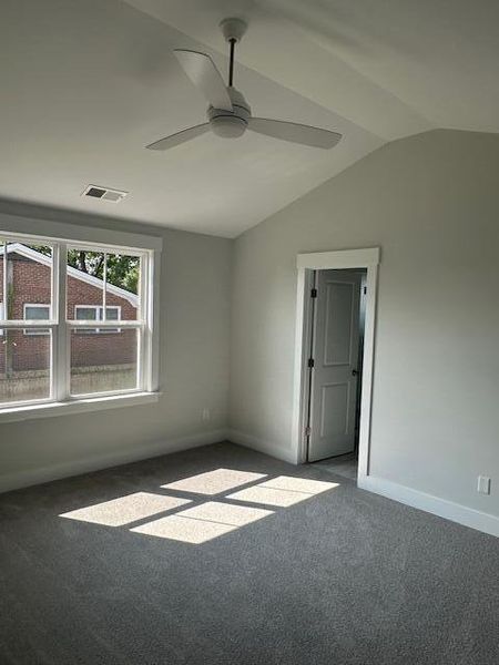 Spacious, unfurnished interior of a new home in , North Charleston (Image 24).